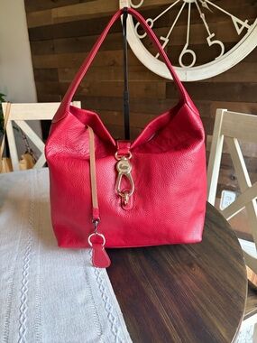 Dooney & Bourke Red pebbled Leather Hobo Bag with Gold Hardware ❤️